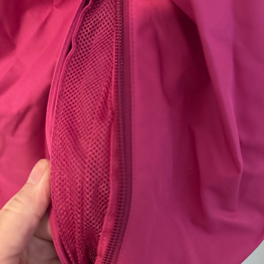 New without tags Burton Women's Snowboard pant, Colour: Fuchsia, Size: Small - Picture 6 of 16